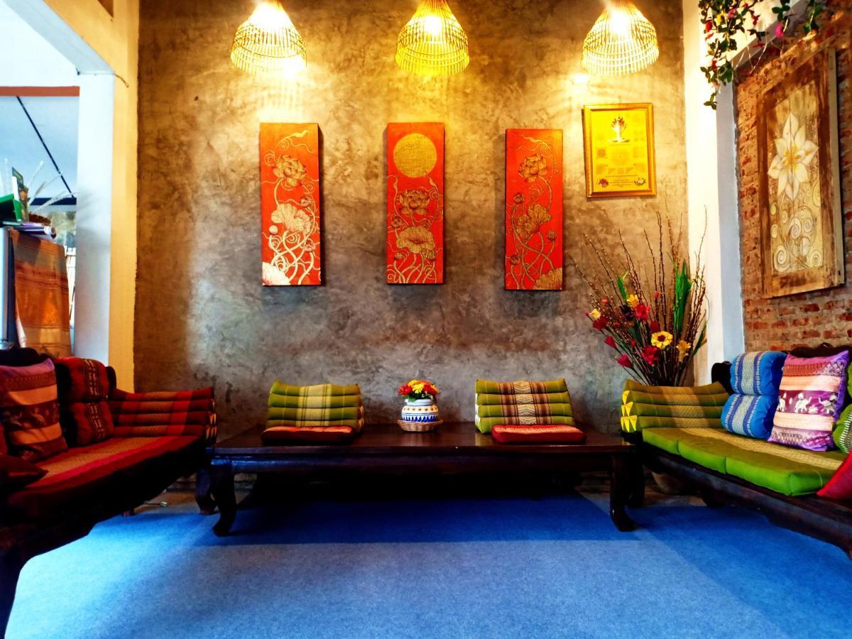 Sofa Gallery Hotel Nong Khai Buitenkant foto